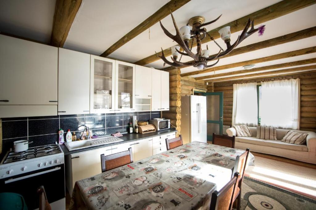 Cabana La Pantiru Valeni-Stinisoara ภายนอก รูปภาพ